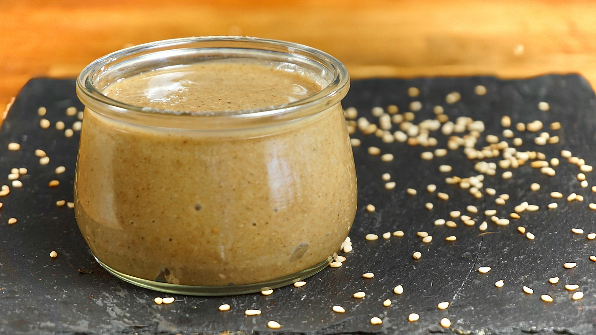 Selbstgemachte Tahini: Sesampaste Rezept - Der Bio Koch